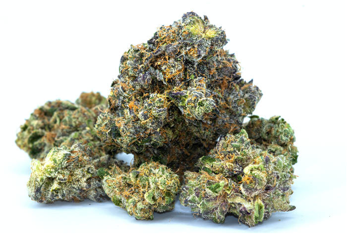 Diamond Haze is a high-THC hybrid cannabis strain known for its potent effects, balanced euphoria, and impressive flavor profile. This strain is a cross between the legendary Haze and a high-THC Diamond variety, resulting in a complex, uplifting experience perfect for seasoned users who can handle potent effects.